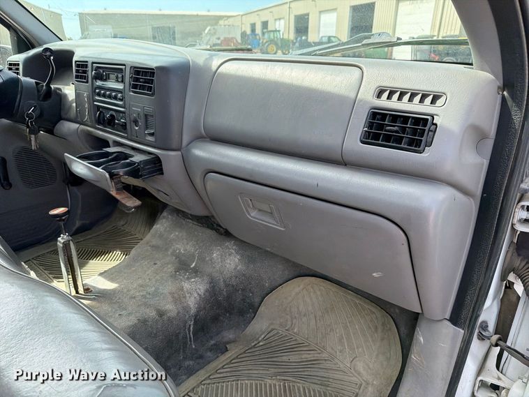 image for item NF9514 2000 Ford F250 Super Duty XL dump flatbed pickup truck