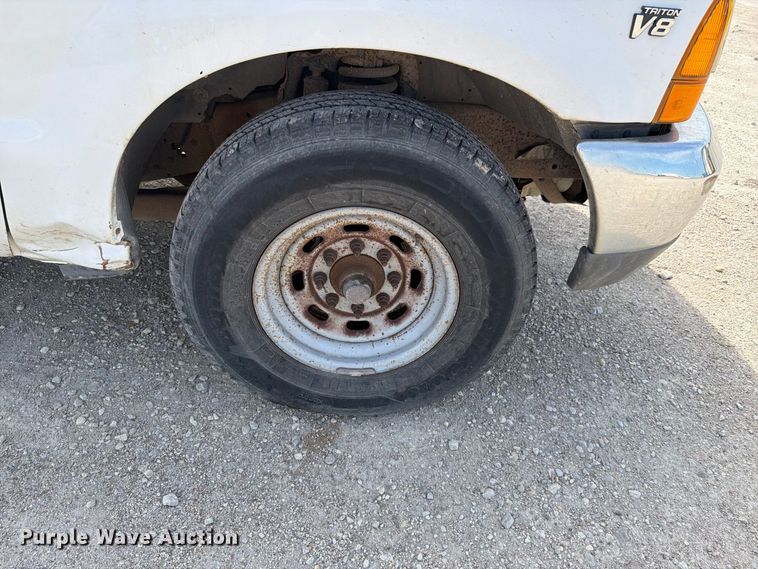image for item NF9514 2000 Ford F250 Super Duty XL dump flatbed pickup truck