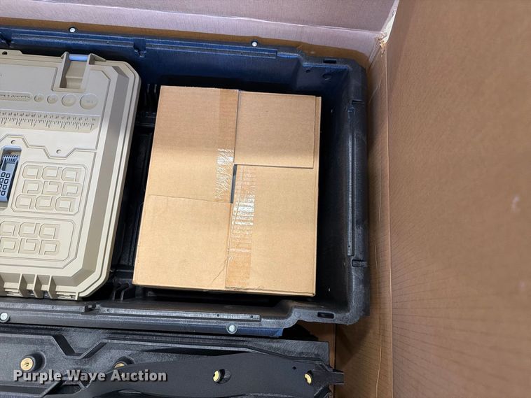 image for item NF9543 Decked toolbox