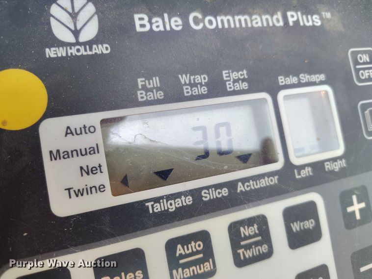 image for item BI9754 New Holland BR7090 round baler