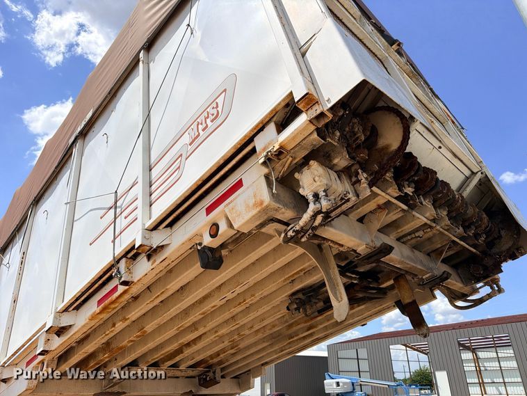 image for item DU1544 Cotton module transport bed