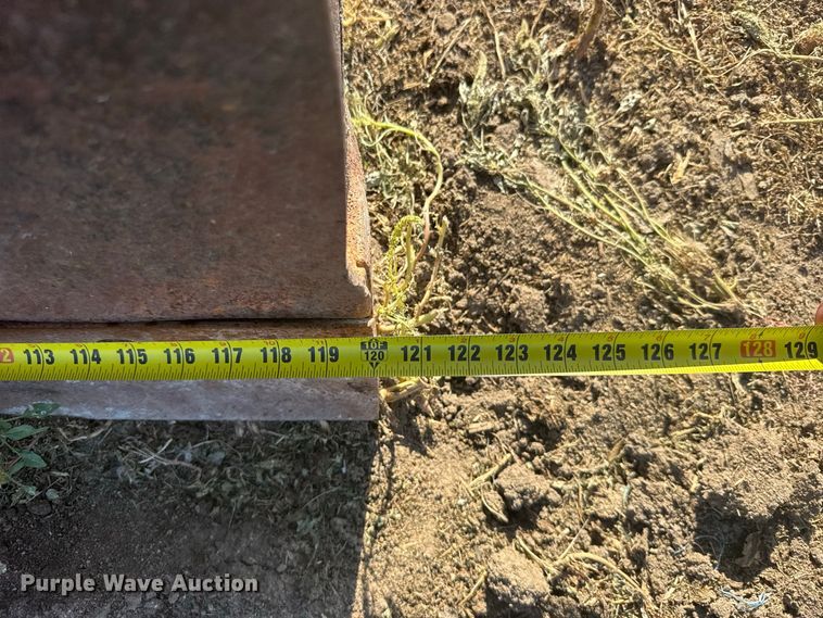 image for item DY3254 Henke dozer blade