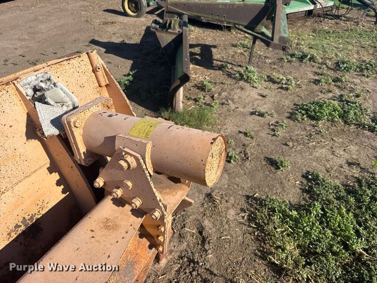 image for item DY3254 Henke dozer blade