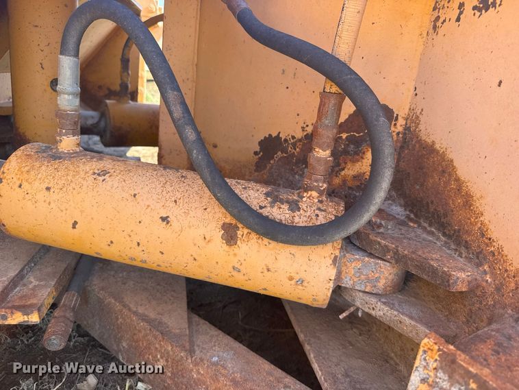 image for item DY3254 Henke dozer blade