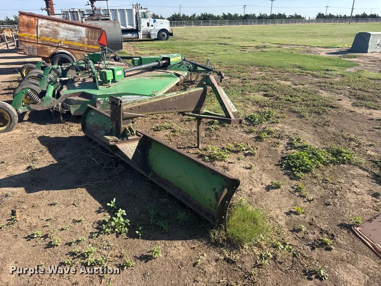 image for item DY3255 John Deere blade