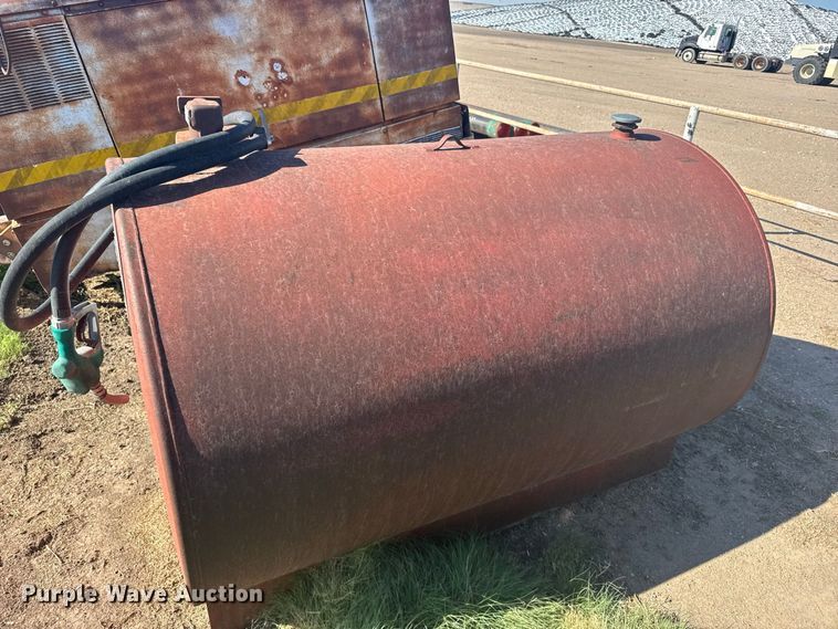 image for item DY3259 (2) fuel tanks