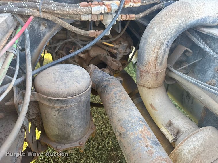 image for item DY3261 1995 Ford LTS9000 grain truck