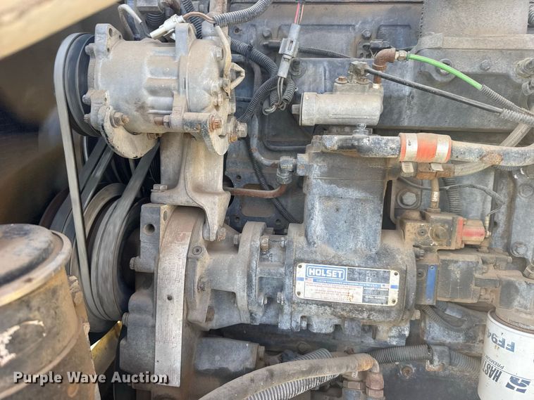 image for item DY3261 1995 Ford LTS9000 grain truck