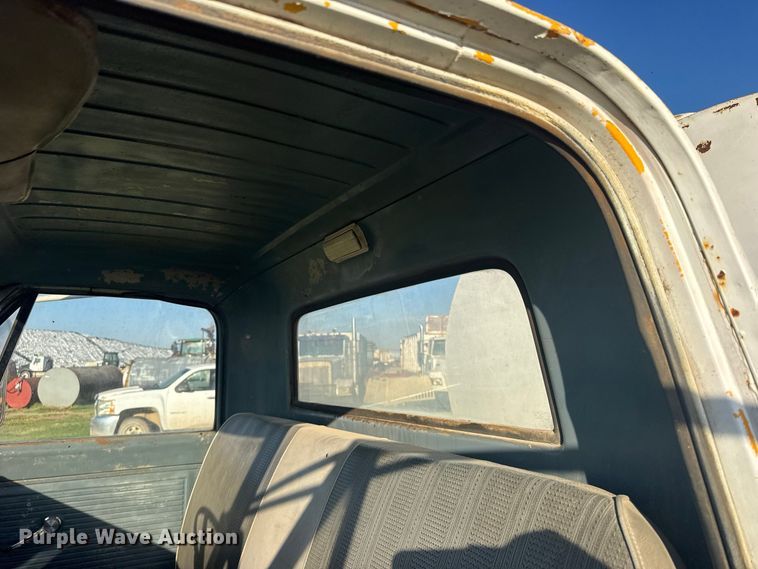 image for item DY3262 1967 Chevrolet C50 truck cab and chassis