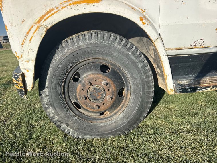 image for item DY3262 1967 Chevrolet C50 truck cab and chassis