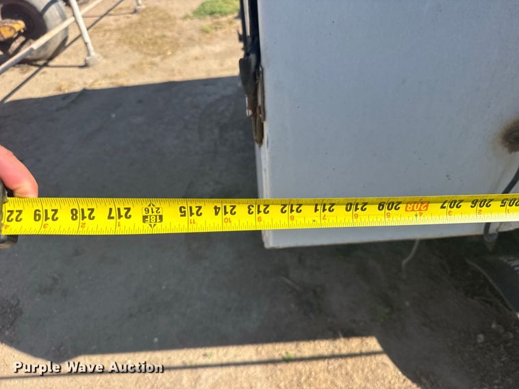 image for item DY3263 Roto-Mix 620-16 feed mixer bed