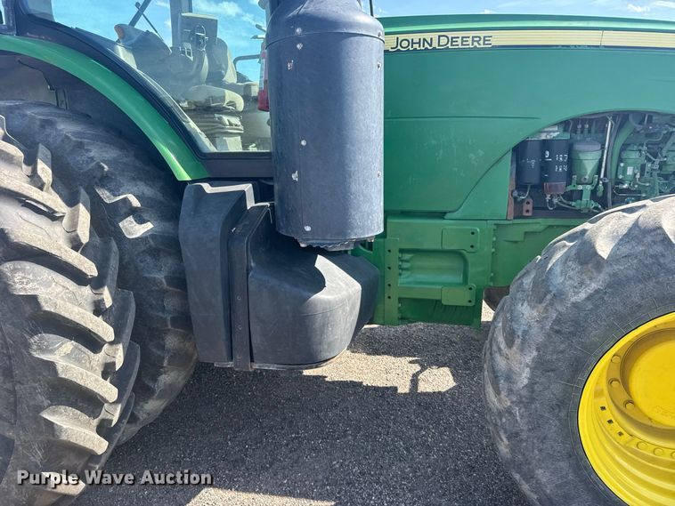 image for item DY3266 2013 John Deere 8260R MFWD tractor