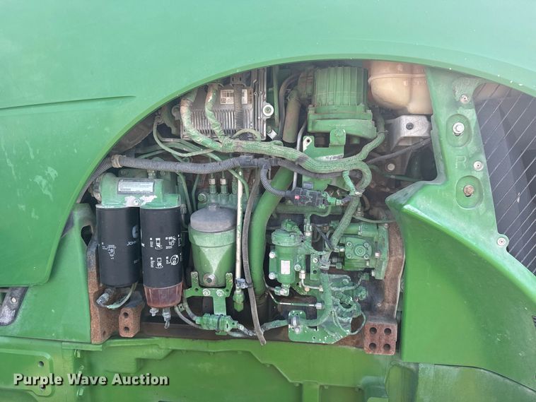 image for item DY3266 2013 John Deere 8260R MFWD tractor