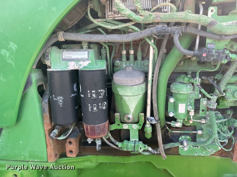 image for item DY3266 2013 John Deere 8260R MFWD tractor