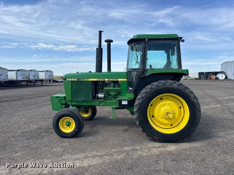 image for item DY3274 1988 John Deere 4450 tractor