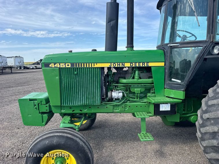 image for item DY3274 1988 John Deere 4450 tractor