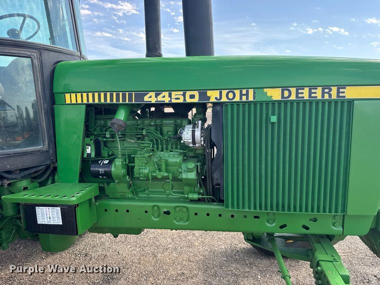 image for item DY3274 1988 John Deere 4450 tractor
