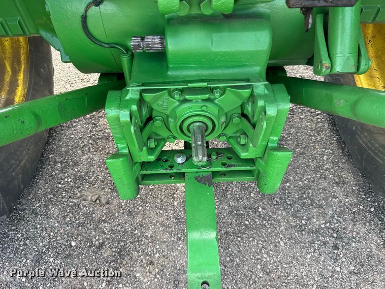 image for item DY3274 1988 John Deere 4450 tractor