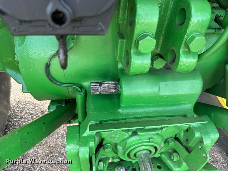 image for item DY3274 1988 John Deere 4450 tractor