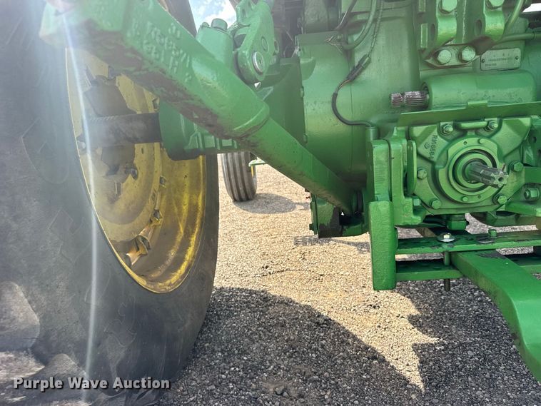 image for item DY3274 1988 John Deere 4450 tractor