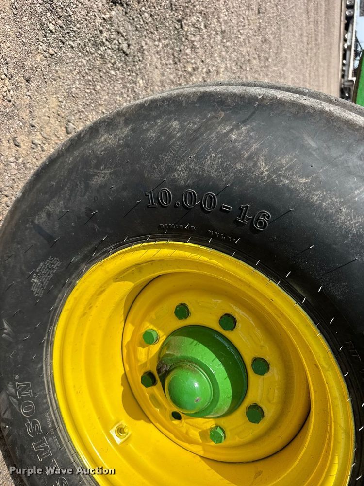 image for item DY3274 1988 John Deere 4450 tractor