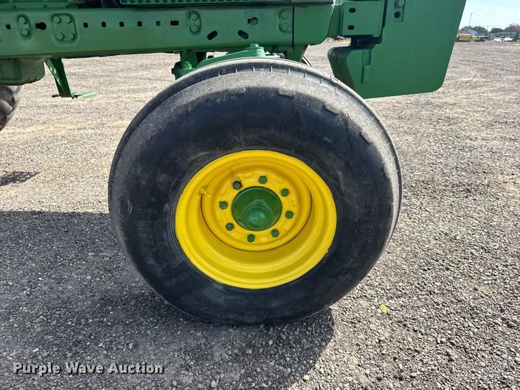 image for item DY3274 1988 John Deere 4450 tractor