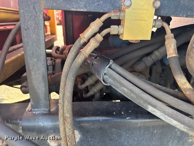 image for item DY3279 2007 Peterbilt 335 feed mixer truck