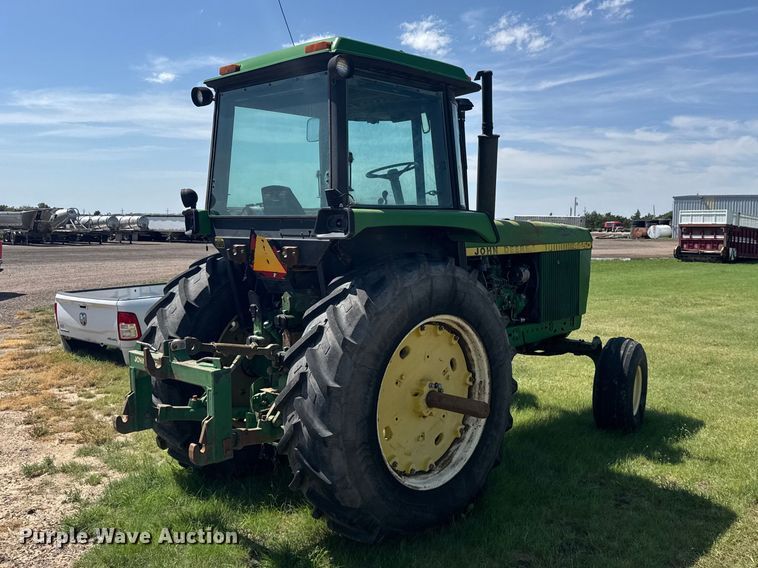 image for item DY3283 1983 John Deere 4450 tractor