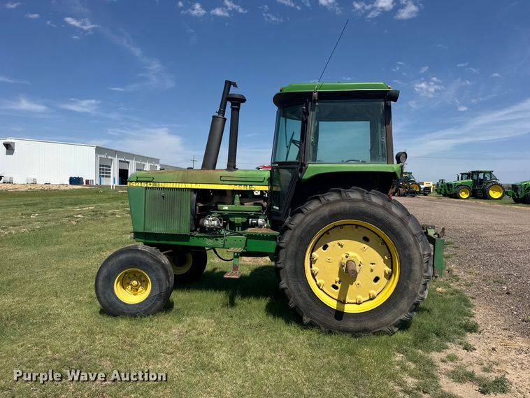 image for item DY3283 1983 John Deere 4450 tractor