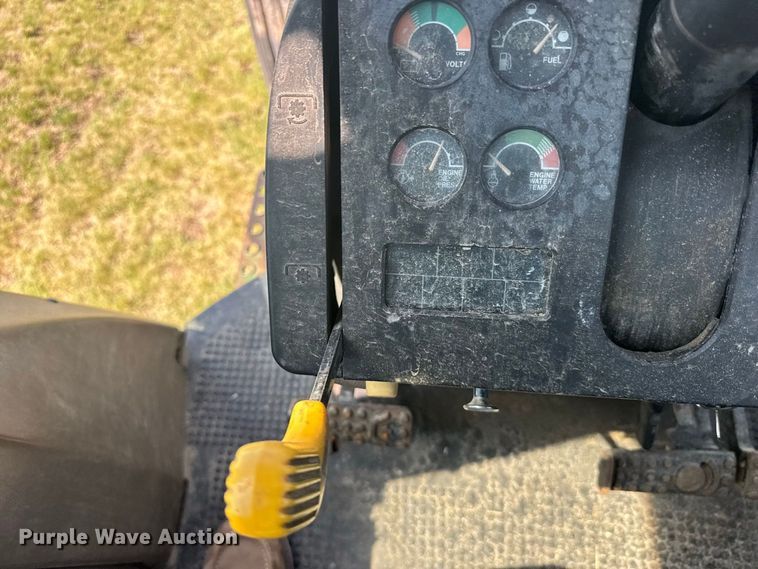image for item DY3283 1983 John Deere 4450 tractor