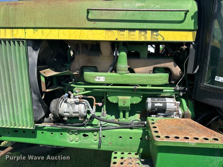 image for item DY3283 1983 John Deere 4450 tractor
