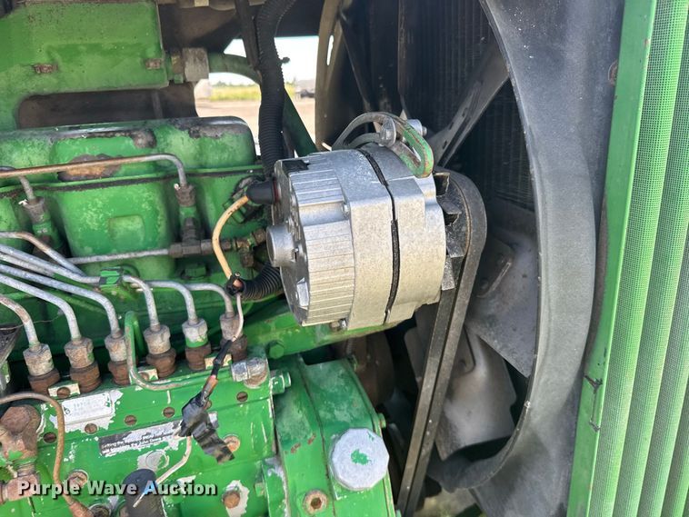 image for item DY3283 1983 John Deere 4450 tractor