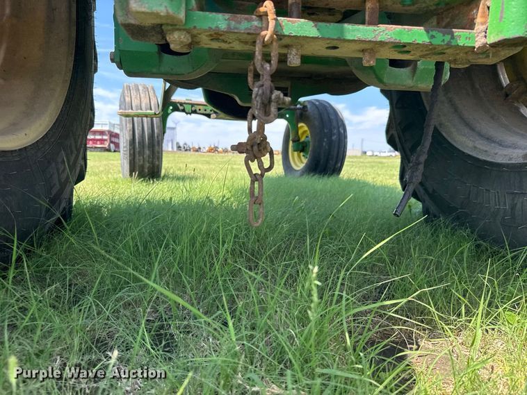 image for item DY3283 1983 John Deere 4450 tractor