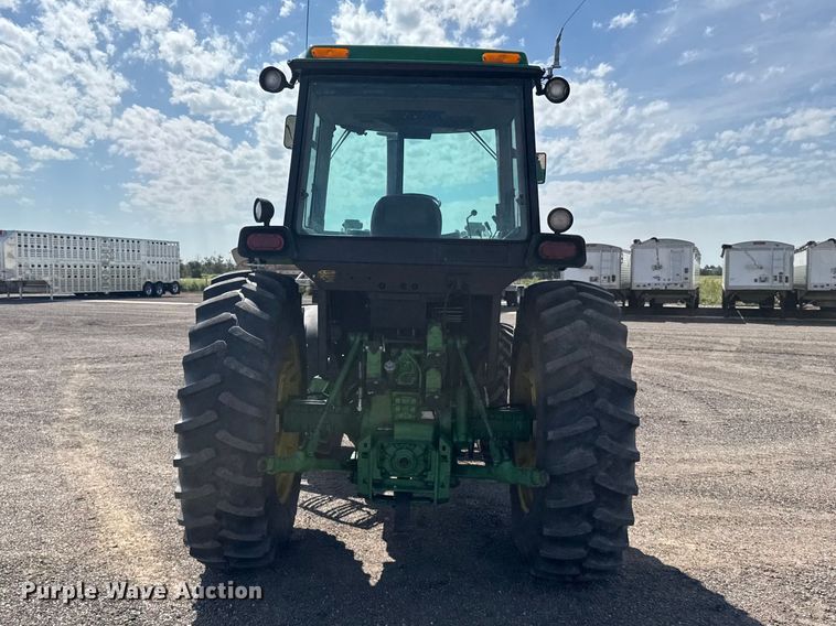 image for item DY3289 1992 John Deere 4055 MFWD tractor