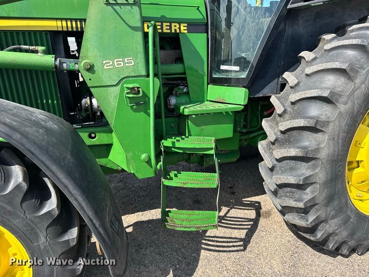 image for item DY3289 1992 John Deere 4055 MFWD tractor