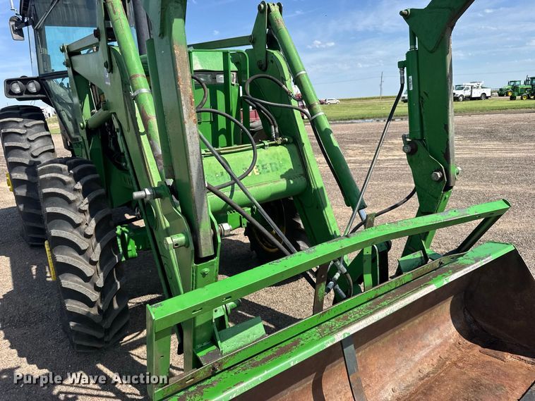 image for item DY3289 1992 John Deere 4055 MFWD tractor