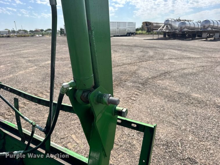 image for item DY3289 1992 John Deere 4055 MFWD tractor