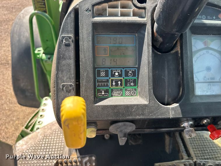 image for item DY3289 1992 John Deere 4055 MFWD tractor