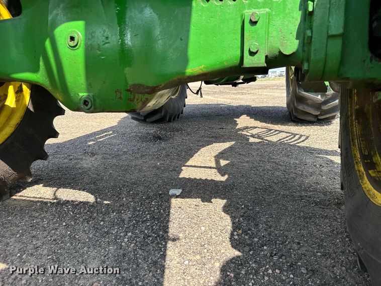 image for item DY3289 1992 John Deere 4055 MFWD tractor