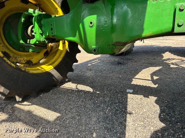 image for item DY3289 1992 John Deere 4055 MFWD tractor