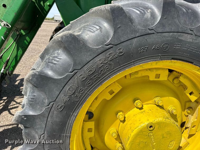 image for item DY3289 1992 John Deere 4055 MFWD tractor