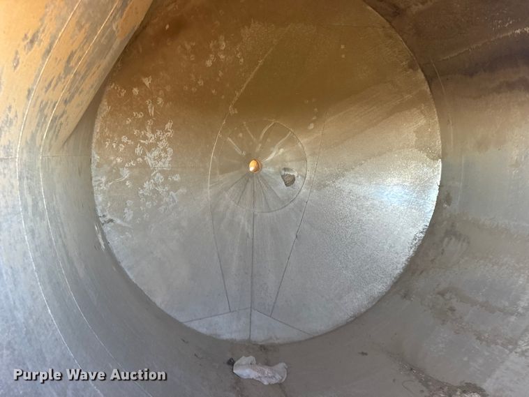 image for item DY3298 (2) stainless steel tanks