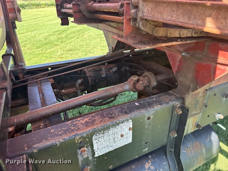 image for item DY3301 1989 Mack  RD manure spreader truck