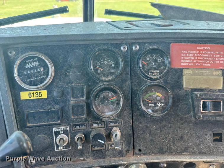 image for item DY3301 1989 Mack  RD manure spreader truck