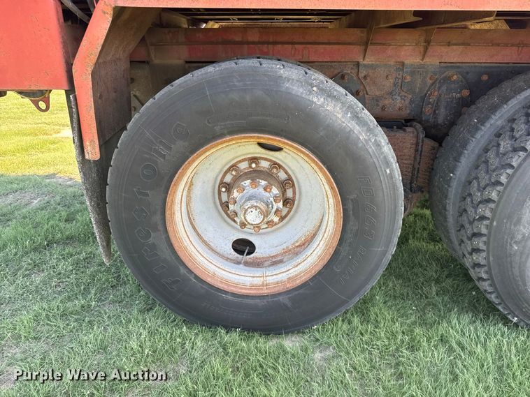 image for item DY3301 1989 Mack  RD manure spreader truck