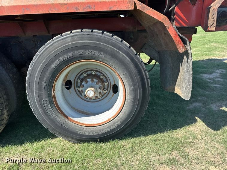image for item DY3301 1989 Mack  RD manure spreader truck