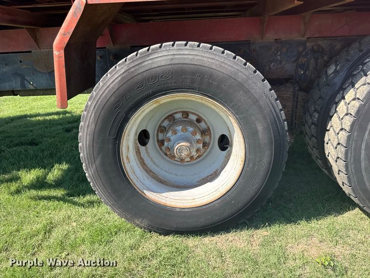 image for item DY3301 1989 Mack  RD manure spreader truck