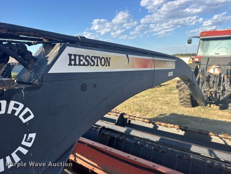 image for item DY3304 Hesston 1265 Hydro Swing swather / windrower