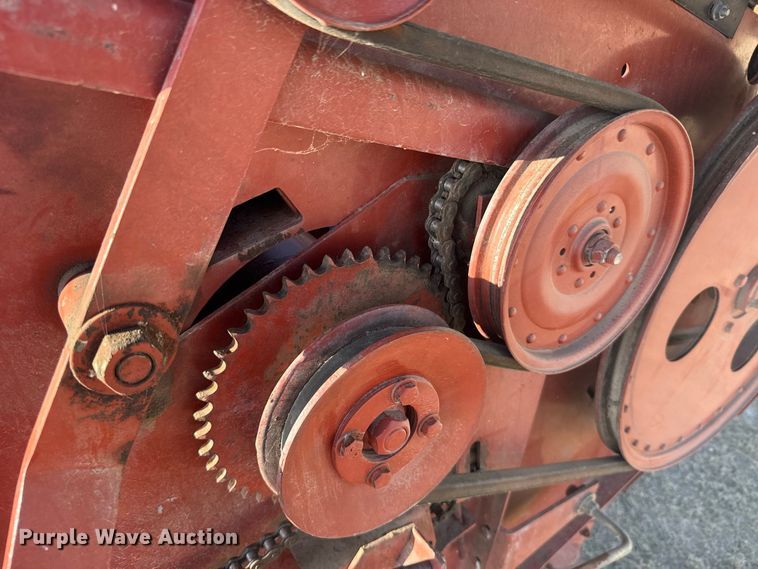 image for item DY3304 Hesston 1265 Hydro Swing swather / windrower