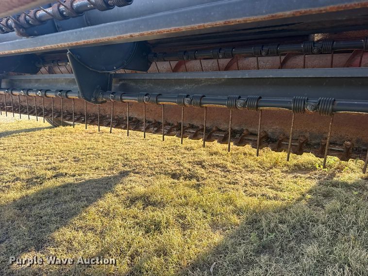 image for item DY3304 Hesston 1265 Hydro Swing swather / windrower